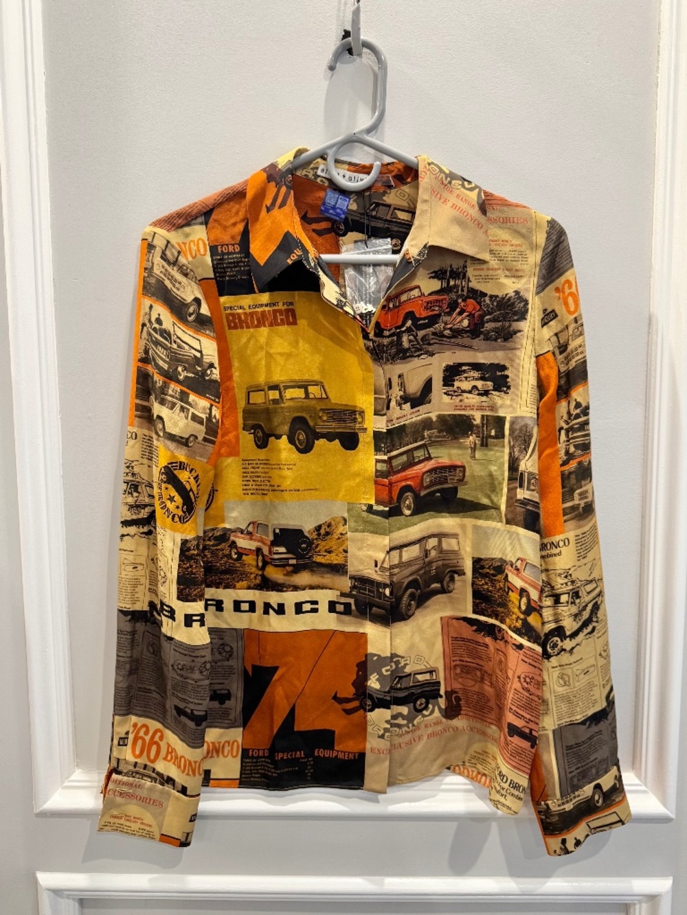NWT Alice + Olivia x Ford Bronco Willa Silk Top Size S